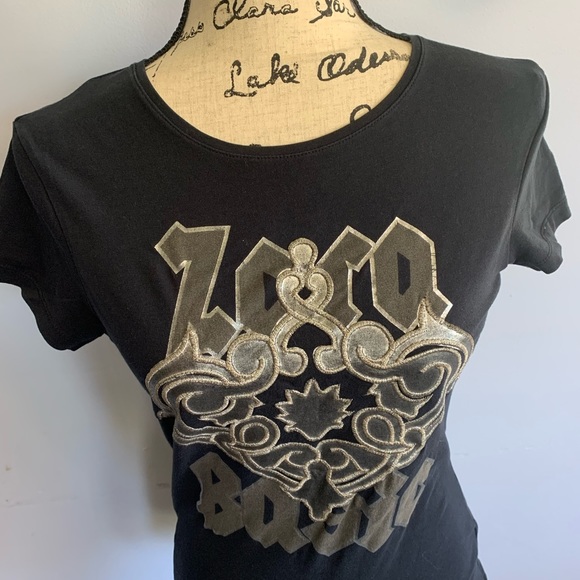 Zara Basic Embroidered T - Picture 3 of 8